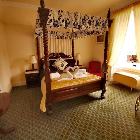 Victoria Hotel Blairgowrie and Rattray Экстерьер фото