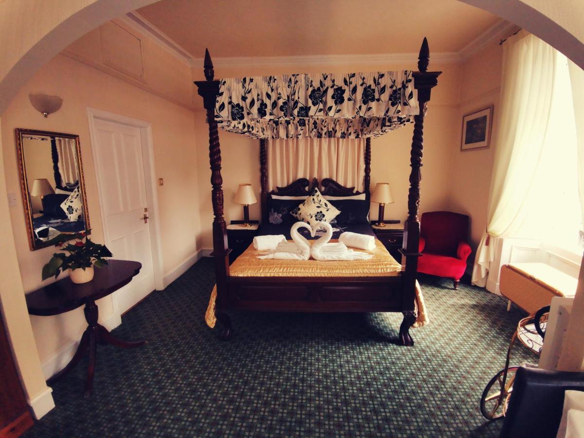 Victoria Hotel Blairgowrie and Rattray Экстерьер фото